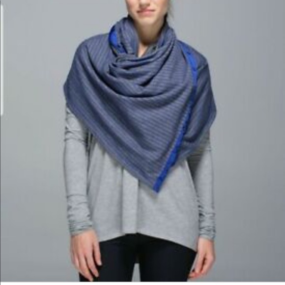 lululemon athletica Accessories - LULULEMON Vinyasa Scarf hyper stripe blue gray